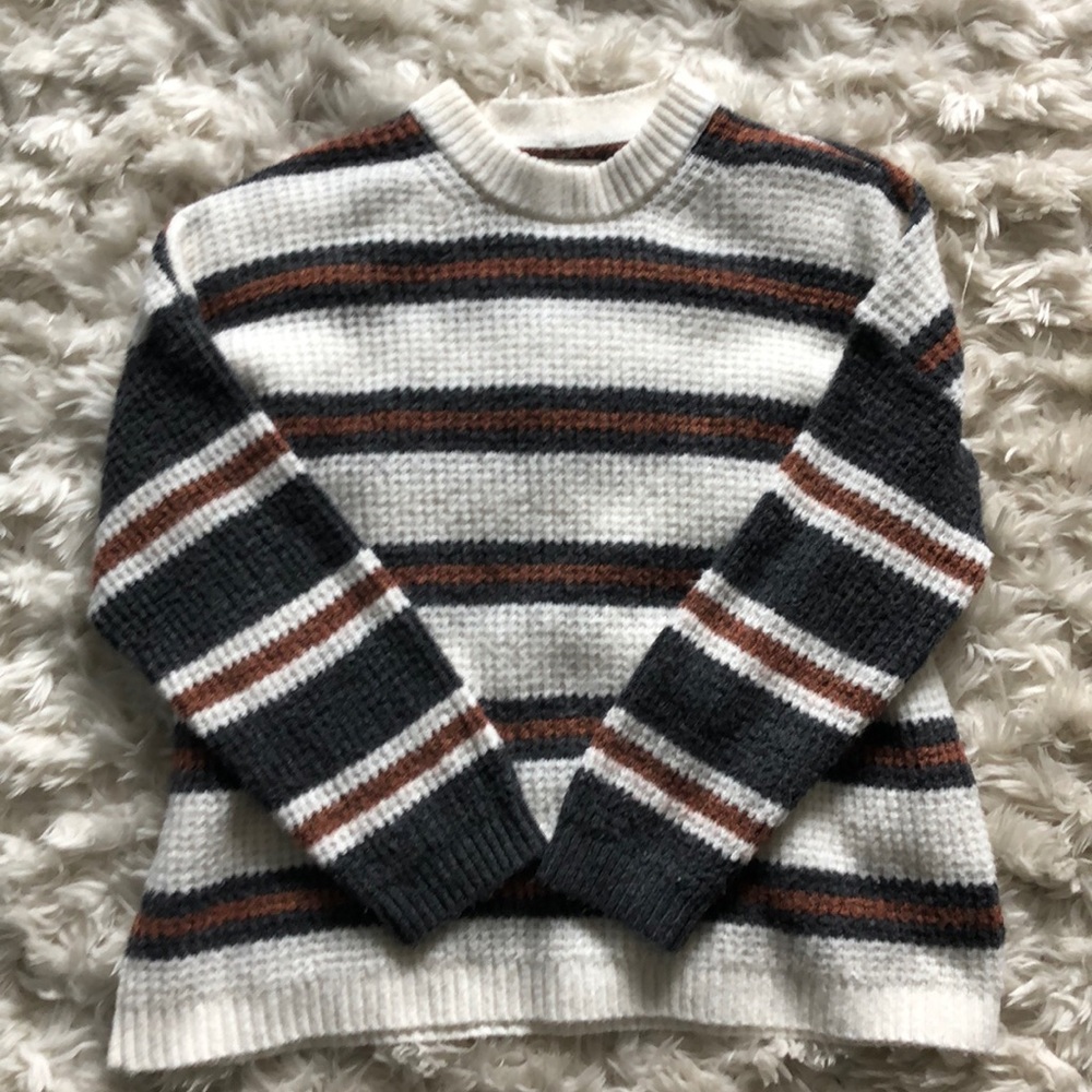 American Eagle sweater